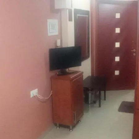 Maria Lux * Βόλος