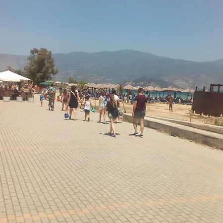 Maria Lux Apartment *